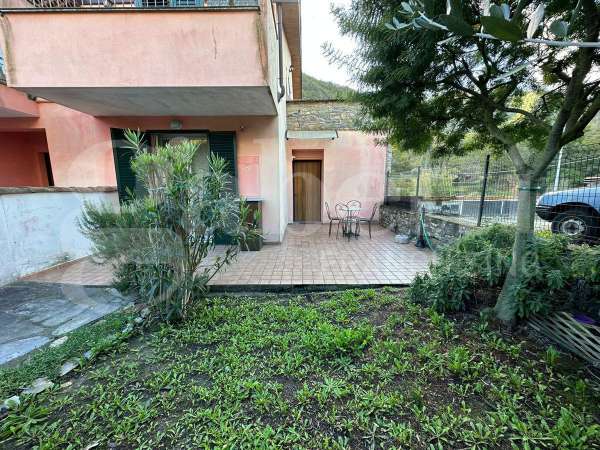 Foto Appartamento in vendita a Vessalico