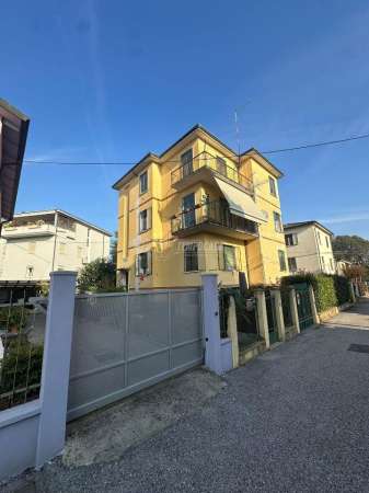 Foto Appartamento in vendita a Vicenza