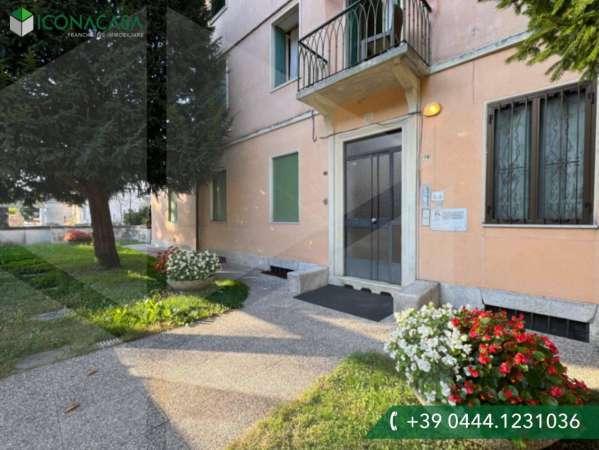 Foto Appartamento in vendita a Vicenza