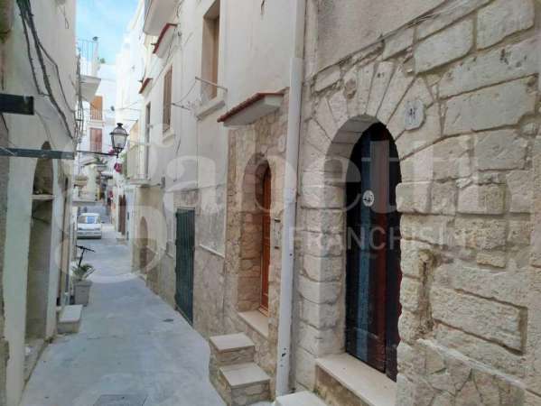 Foto Appartamento in vendita a Vieste
