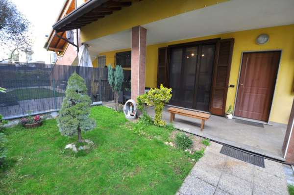 Foto Appartamento in vendita a Villa Cortese