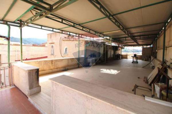 Foto Appartamento in vendita a Villabate - 3 locali 188mq