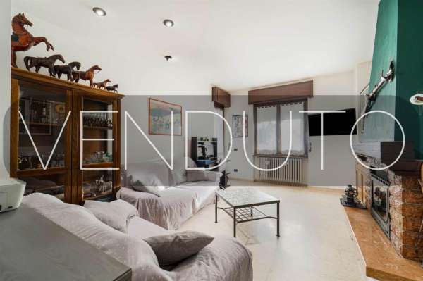 Foto Appartamento in vendita a Villasanta