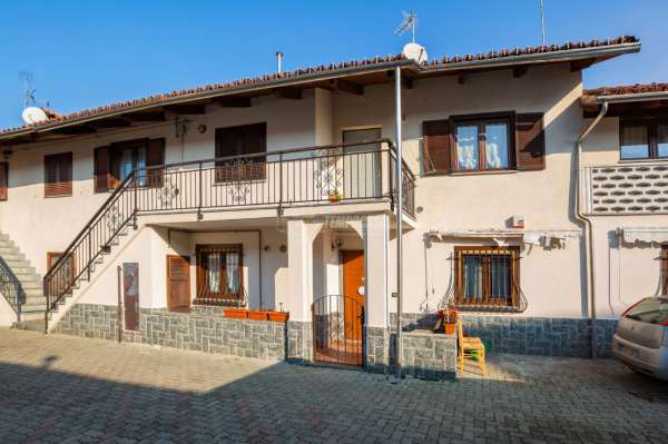 Foto Appartamento in vendita a Villastellone