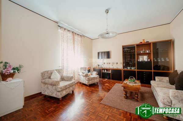 Foto Appartamento in vendita a Voghera