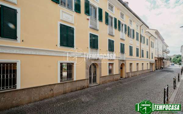 Foto Appartamento in vendita a Voghera