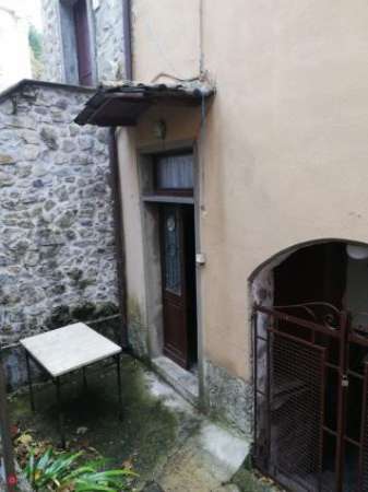 Foto Appartamento in Vendita in Canova a Sesta Godano