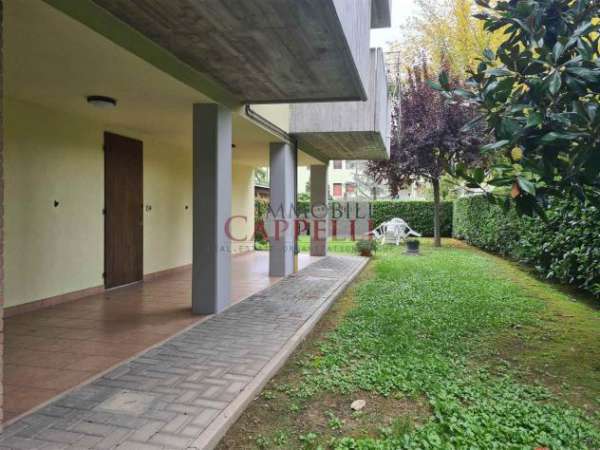 Foto Appartamento in Vendita in zona PANIGHINA
