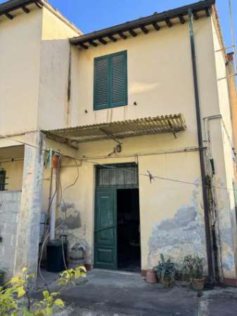 Foto Appartamento in Vendita in zona VIALE DELLE PIAGGE