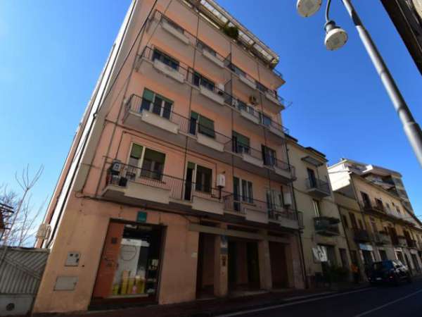 Foto Appartamento in Via Giacomo Matteotti