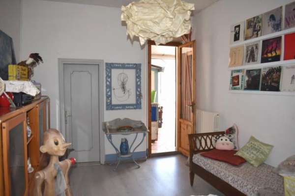 Foto APPARTAMENTO INDIPENDENTE di 4 vani e di 72 mq (GAMBASSI TERME) rif. G 95