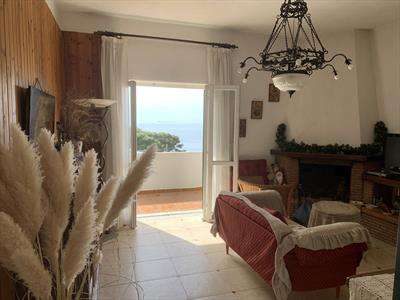 Foto Appartamento indipendente in Vendita, 3 Locali, 2 Camere, 80 mq