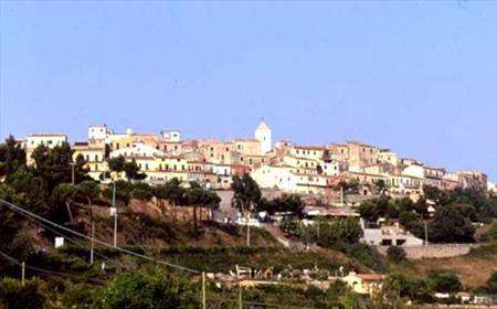 Foto Appartamento indipendente in Vendita, 5 Locali, 85 mq (CAPOLIVER