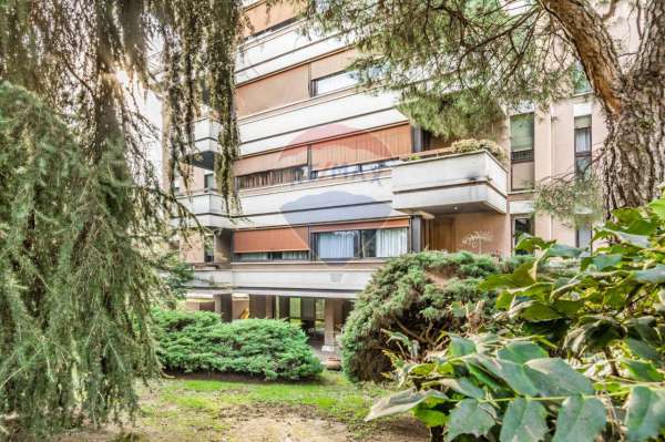 Foto Attico in vendita a Gallarate