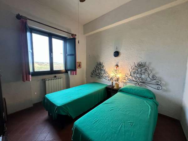 Foto Attico in vendita a Pomezia