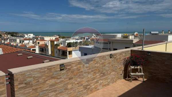 Foto Attico in vendita a Vieste