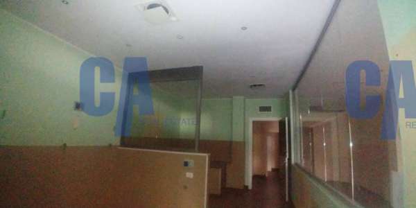 Foto Attivit� commerciale in Vendita a Milano Bonola