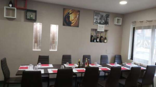 Foto Attivit  / Licenza di 358 m con 5 locali in vendita a Varese