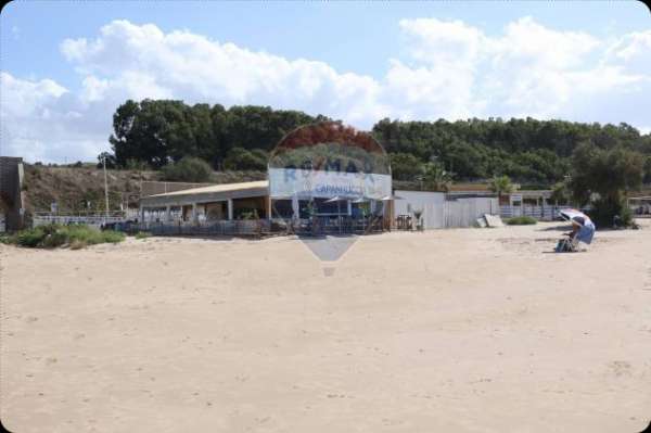 Foto Attivit Commerciale in vendita a Balestrate