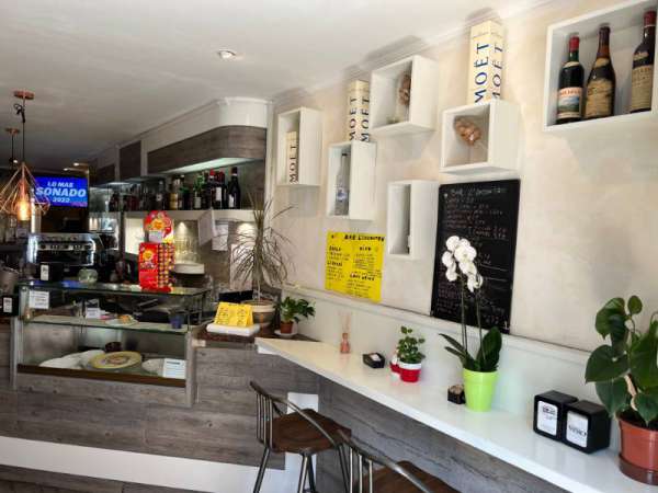 Foto Bar - Pub e Locali notturni in Vendita a Verona via Selinunte