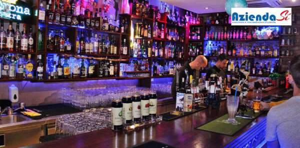 Foto Bar - Pub e Locali notturni in Vendita a Verona via Selinunte