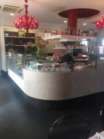 Foto BAR CON CUCINA A CESANO BOSCONE ADATTO FAMIGLIA CINESI