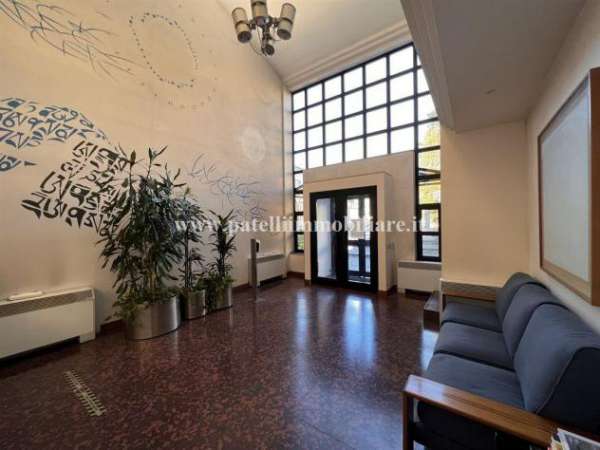 Foto Bergamo - via Borgo Palazzo - Palazzina uffici