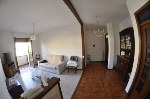Foto Bibbiena Stazioen app.to centrale mq. 110�. 90.000