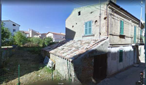 Foto Bifamigliare con giardino in centro Cupello,  OTTIMO PER  ECOBONUS 110%