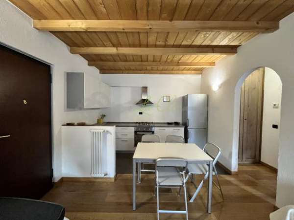 Foto Bilocale in vendita a Courmayeur