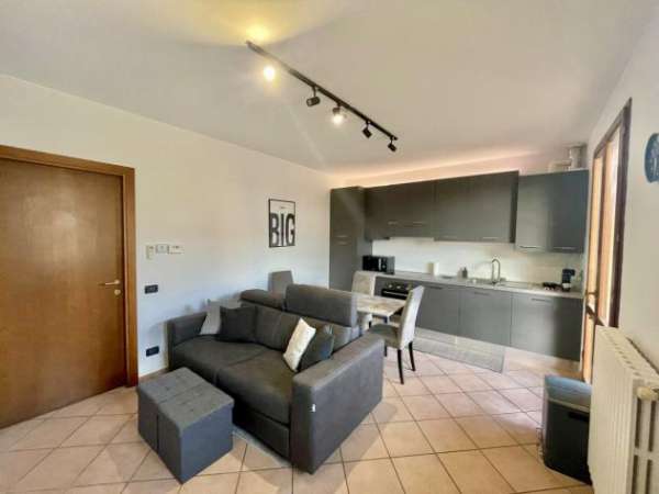 Foto Bilocale in vendita a Pontedera