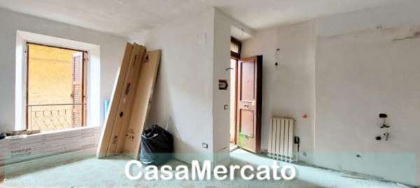 Foto Bilocale in vendita a Rocca di Papa