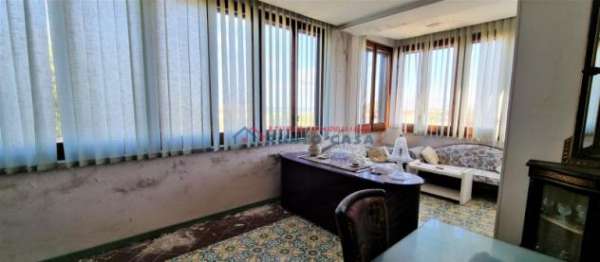 Foto BONAGIA � Soluzione indipendente al 1p. � 150mq ca. - 4 vani + acc. + giardino di 450mq ca. Da ristrutturare. Euro 68 mila CL GI