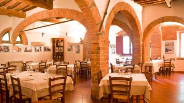 Foto BORGO S LORENZO RISTORANTE PIZZERIA CANNA FUMARIA