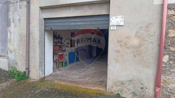 Foto Box in vendita a Chiaramonte Gulfi