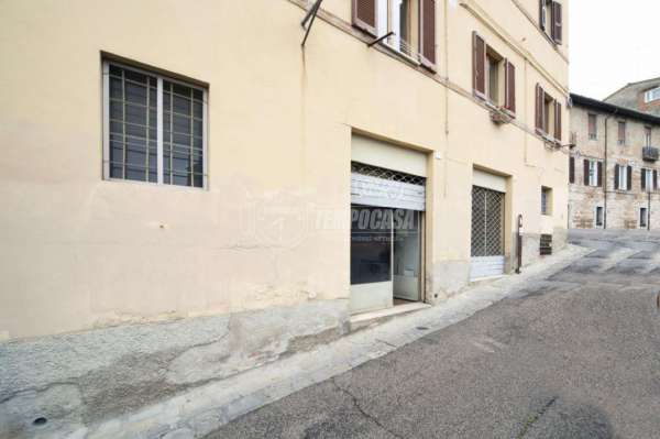Foto Box in vendita a Perugia