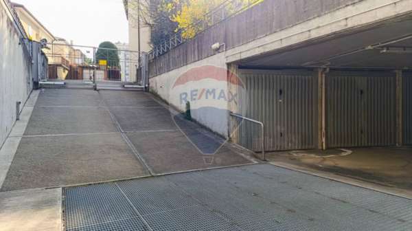 Foto Box in vendita a Ponte San Pietro