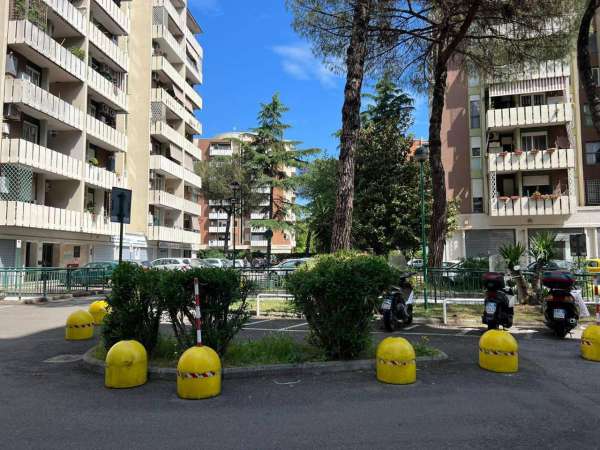 Foto Box in vendita a Roma