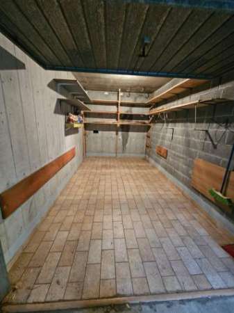 Foto Box/Posto auto - Ventimiglia . Rif.: 31000