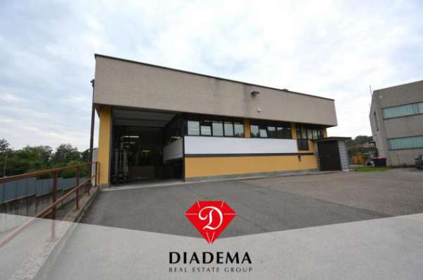 Foto Capannone in vendita a Azzate - 994mq