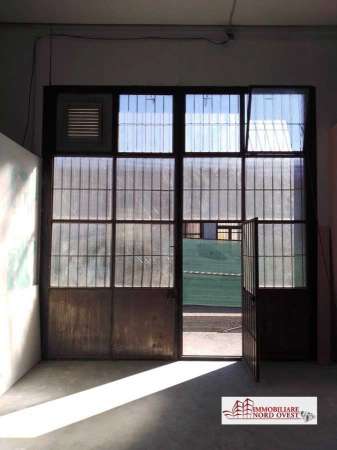 Foto Capannone in Vendita a Settimo Milanese VIA TRENTO TRIESTE
