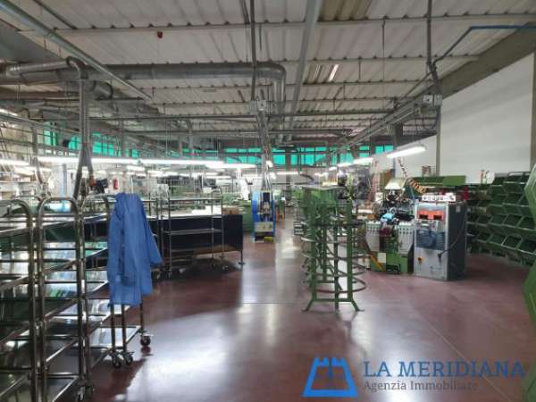 Foto Capannone industriale in vendita a Cerreto Guidi 1317 mq  Rif: 1142554