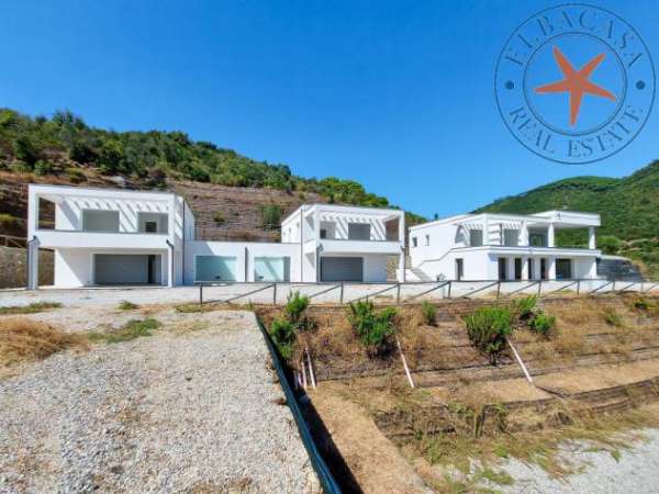 Foto CAPOLIVERI - ELBA - VILLA CON PISCINA E VISTA MARE