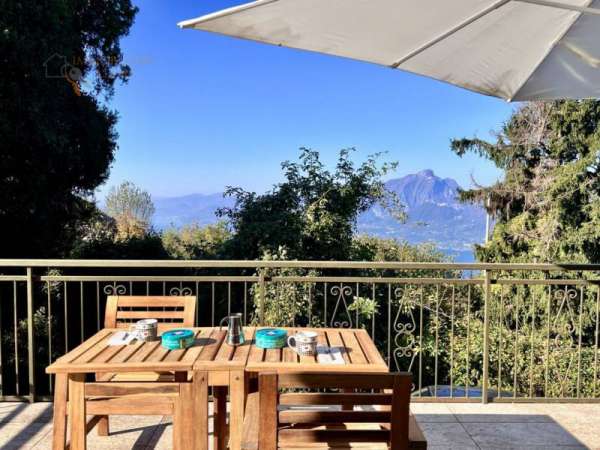 Foto Casa Bi - Trifamiliare in Vendita a San Zeno di Montagna Pr� Bestem�