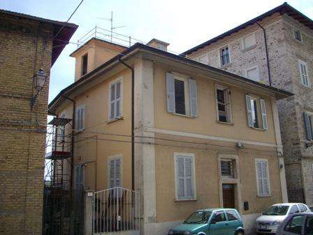 Foto CASA CIELO-TERRA in VENDITA a ASCOLI PICENO