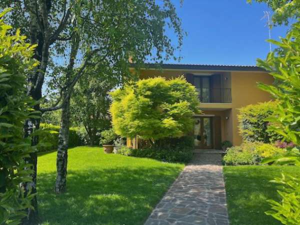 Foto Casa Indipendente - Ponte di Piave . Rif.: 118 SN-PON