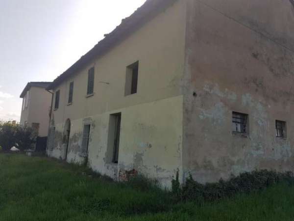 Foto Casa Indipendente 10 locali - Rif. 676