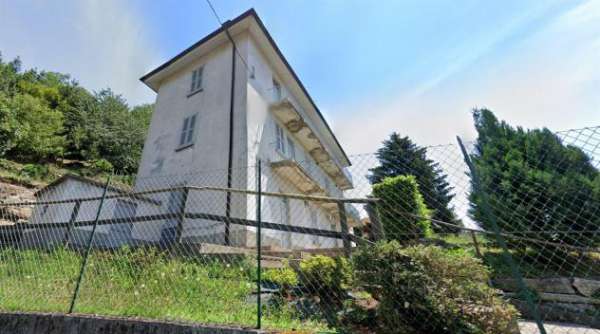 Foto Casa Indipendente 9 locali - Rif. 247