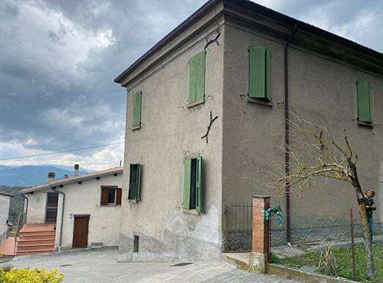 Foto CASA INDIPENDENTE CON 350 MQ DI GIARDINO