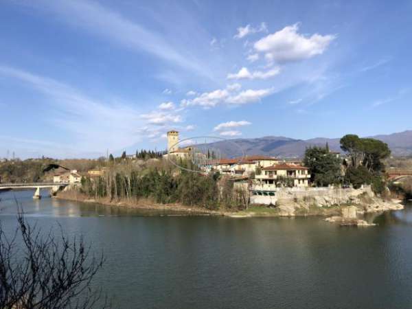Foto CASA INDIPENDENTE di 5 vani e di 236 mq (FIGLINE E INCISA VALDARNO) rif. V-2264